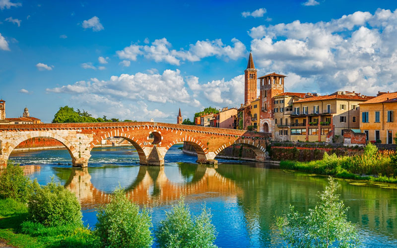 FIUMI, BORGHI E CITTÀ